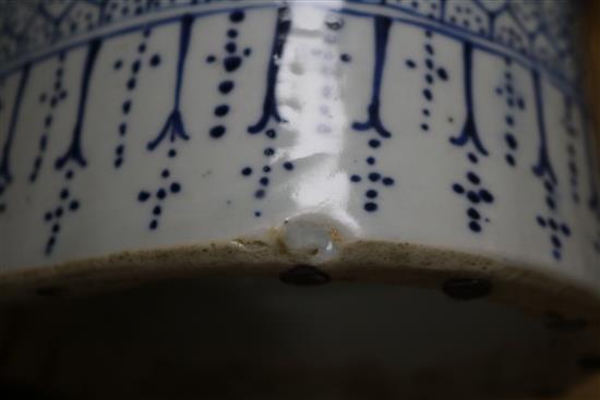 A large 19th century Chinese blue and white moon flask height 55.5cm